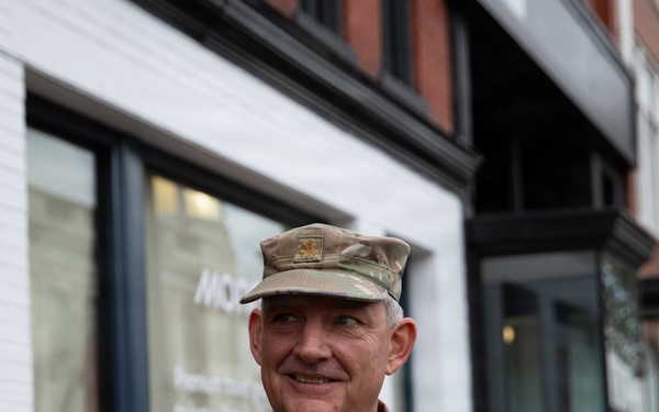 Joint Task Force Magnolia leadership visits troops on patrol in Washington, D.C.