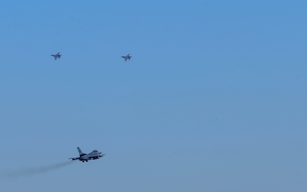 Pantons depart Kunsan for Super Squadron Phase 2