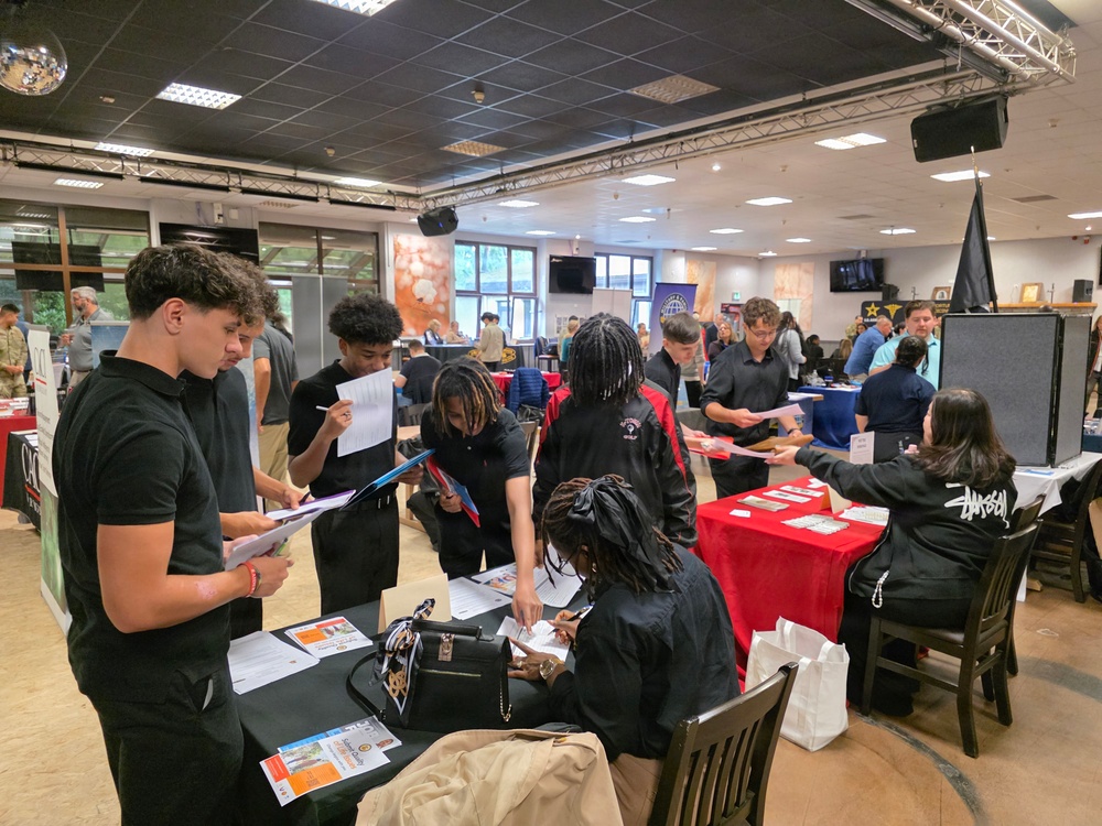 USAG Rheinland-Pfalz partners with Kaiserslautern High School Career Practicum to prepare students