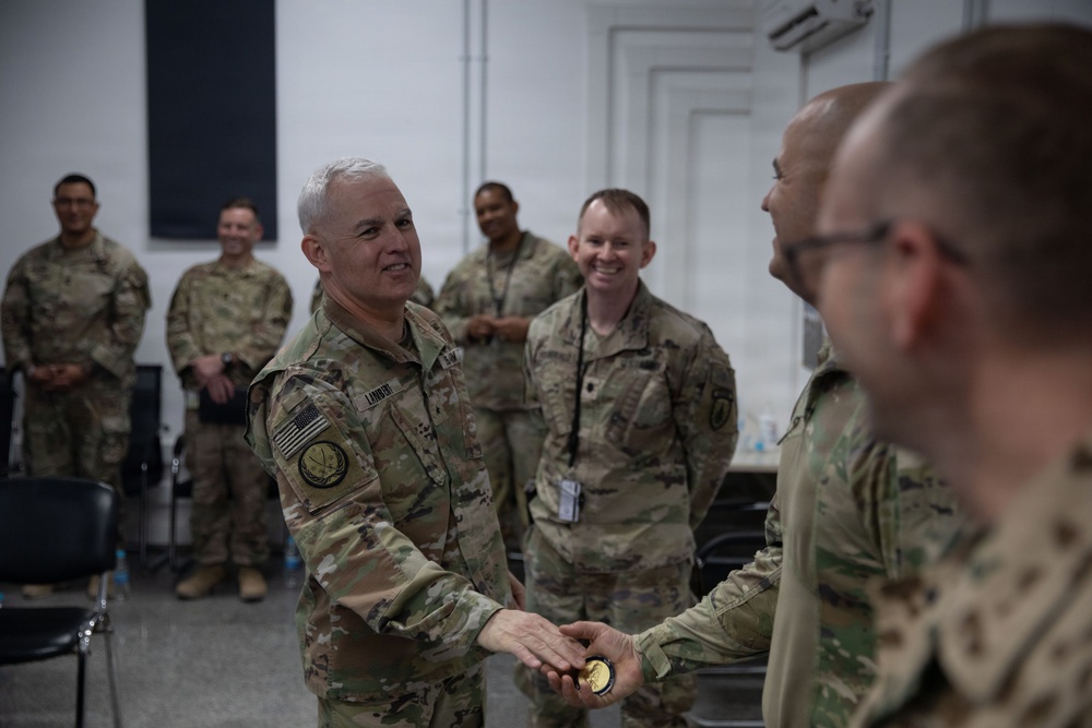 Combined Joint Task Force - Operation Inherent Resolve Commander Visits Erbil Air Base in Senior Leader Visit