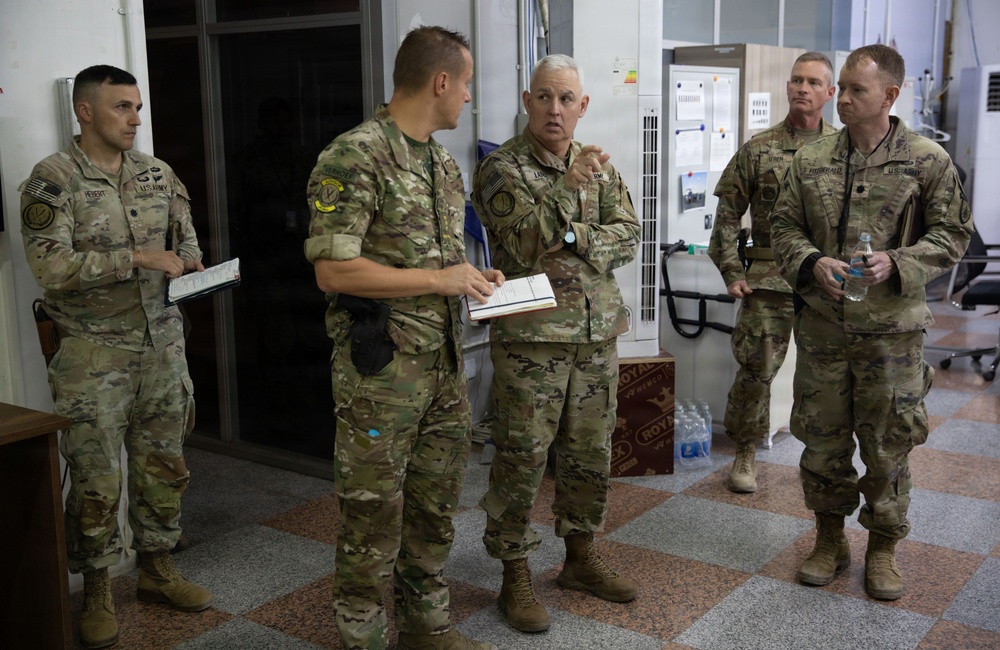 Combined Joint Task Force - Operation Inherent Resolve Commander Visits Erbil Air Base in Senior Leader Visit