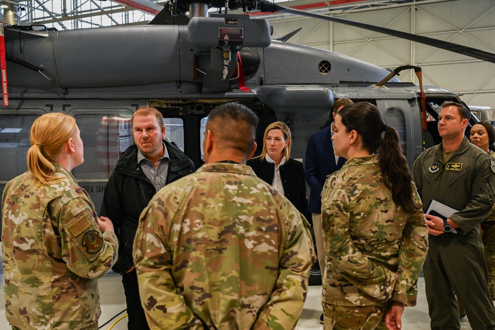 U.S. Ambassador to Italy Visits Aviano