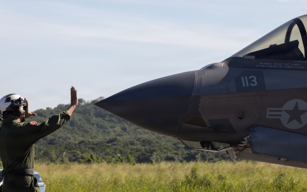 VMFA-225 conducts flight operations in Puerto Rico