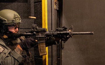 Cherry Point SRT conduct CQB at MCOLF Atlantic