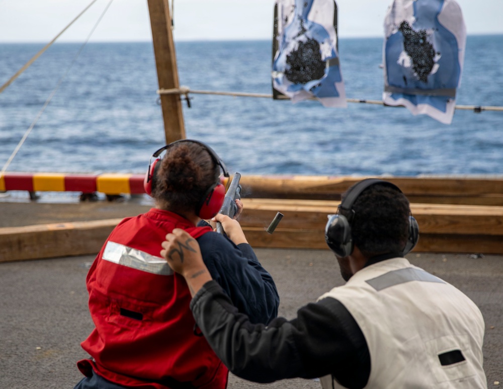 Kearsarge Conducts Shotgun Live Fire