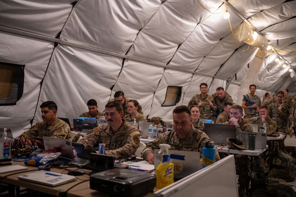 Airmen showcase mission command during Mosaic Tiger 26-1