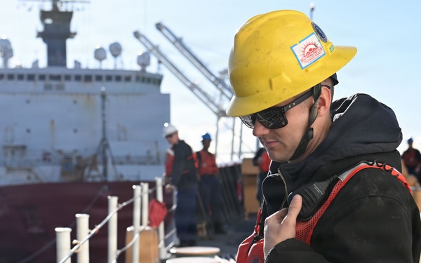 USCGC Polar Star (WAGB 10) departs Seattle for Operation Deep Freeze deployment to Antarctica