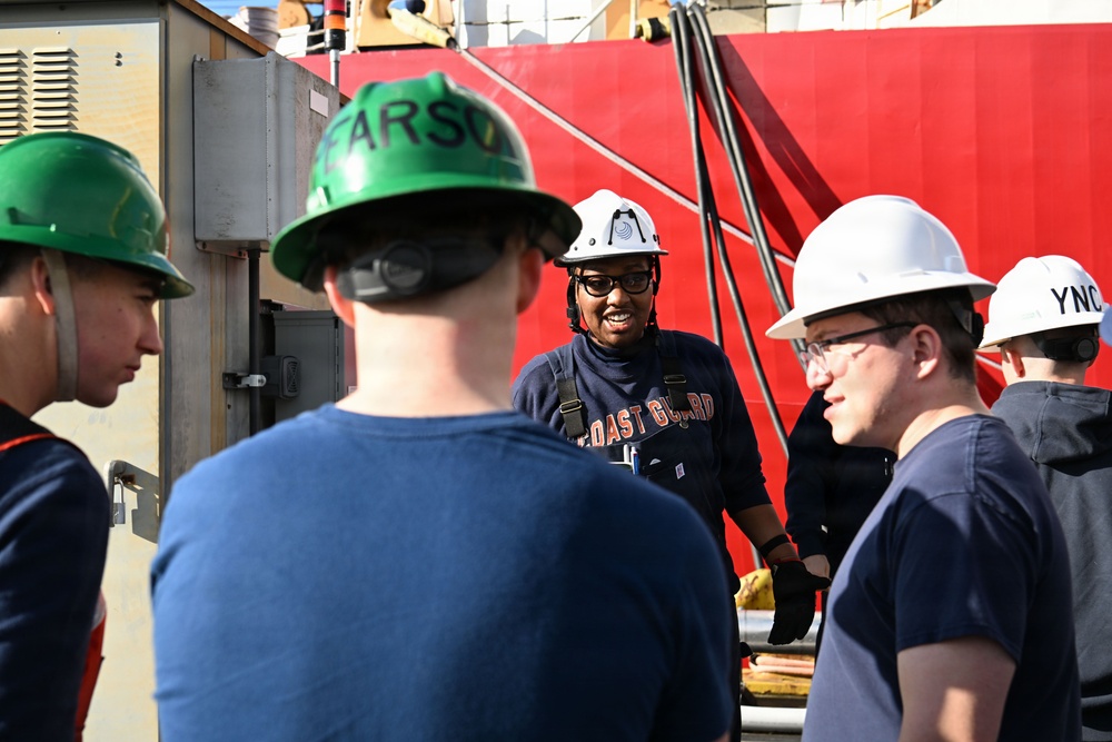 USCGC Polar Star (WAGB 10) departs Seattle for Operation Deep Freeze deployment to Antarctica