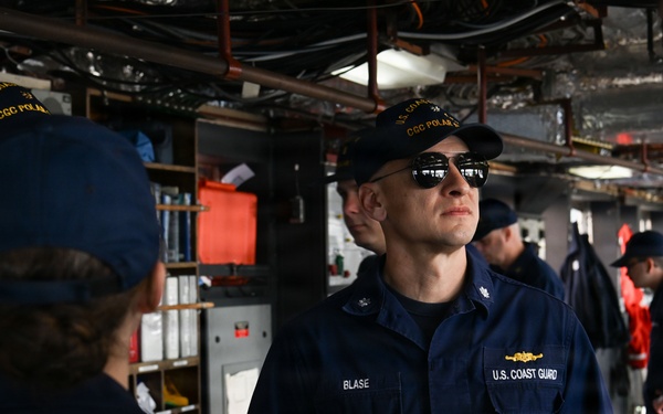 USCGC Polar Star (WAGB 10) departs Seattle for Operation Deep Freeze deployment to Antarctica