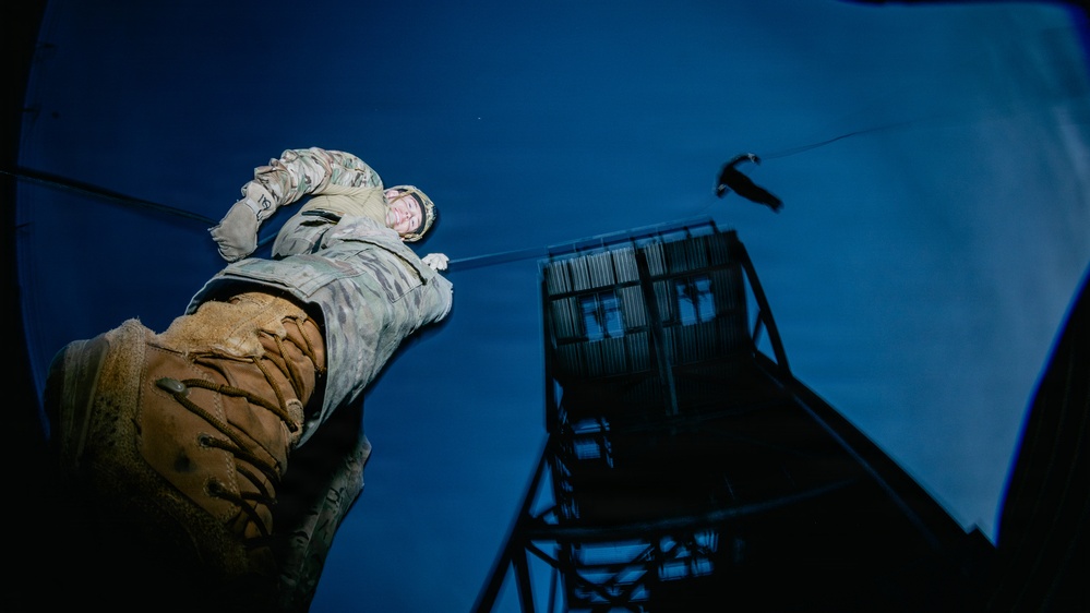 EODTEU-1 Conducts Helicopter Rope Suspension Technique Training