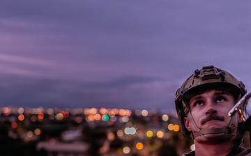 EODTEU-1 Conducts Helicopter Rope Suspension Technique Training