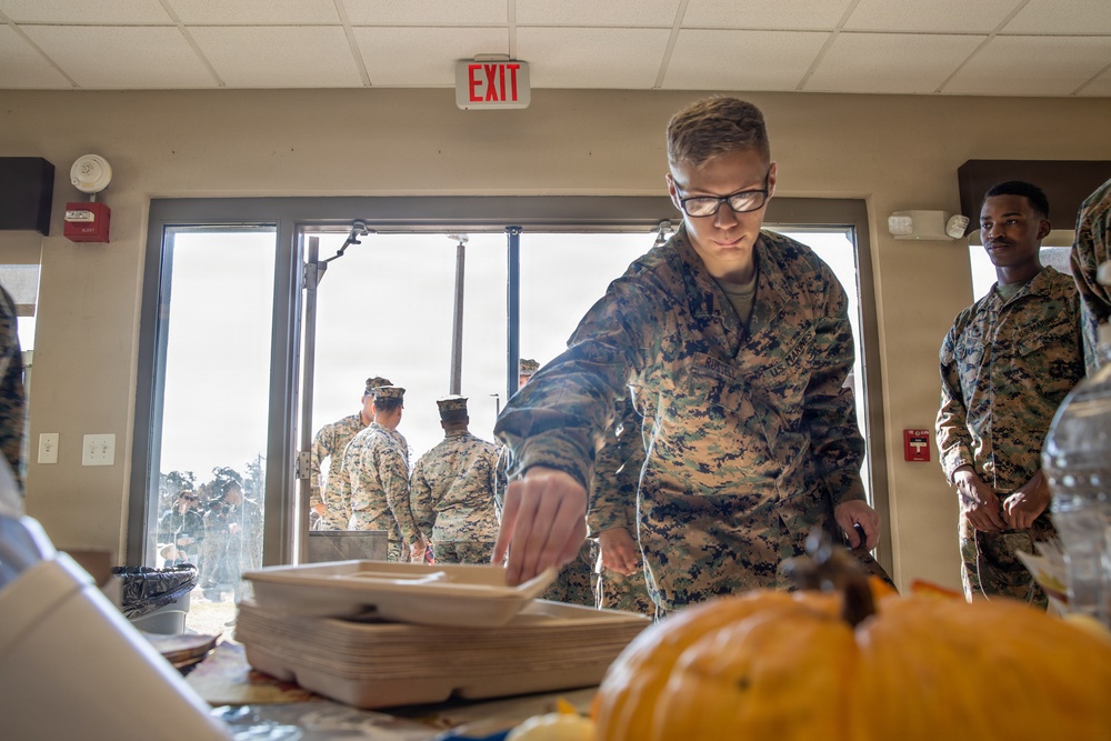 II MEF Thanksgiving barracks potluck