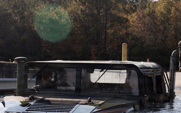 Marines with Headquarters and Service Battalion Conduct Fording and Recovery Training