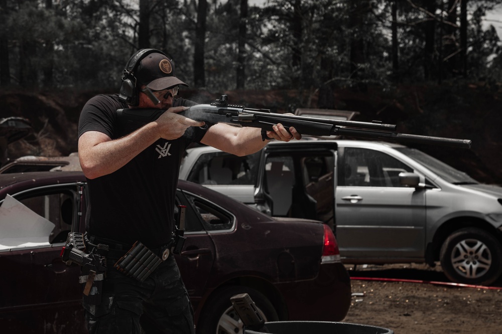 Participants compete in the 2025 Duskin 3-Gun Competition