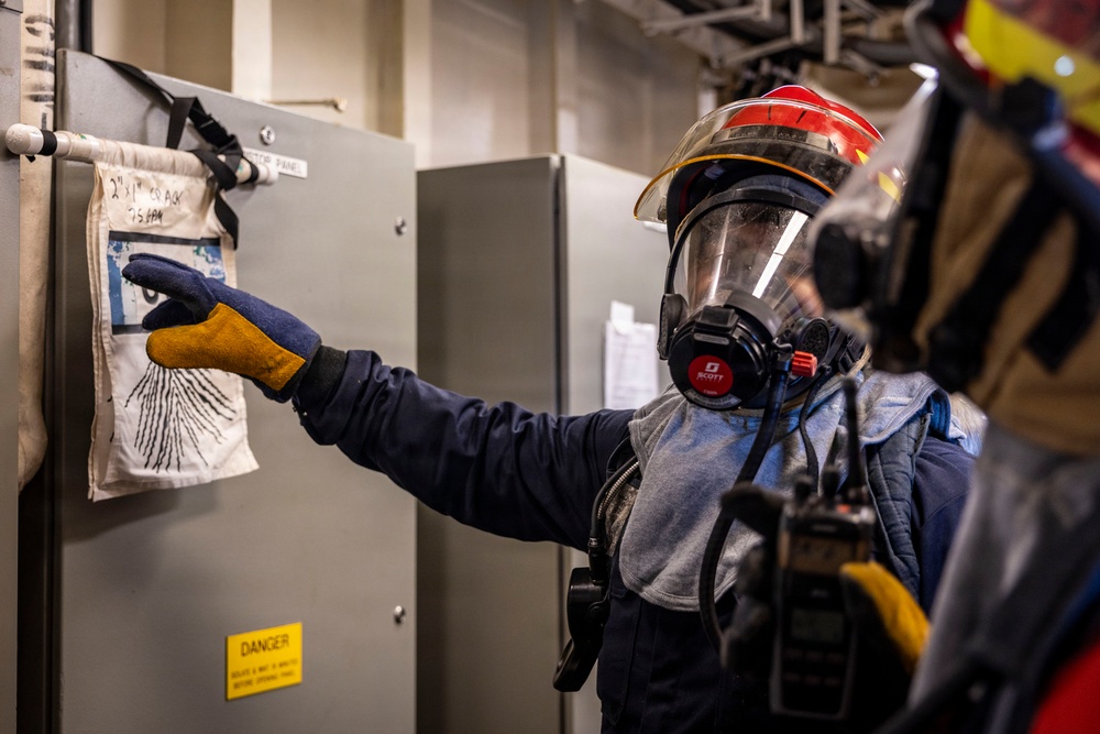 USS Iwo Jima Conducts Damage Control Training