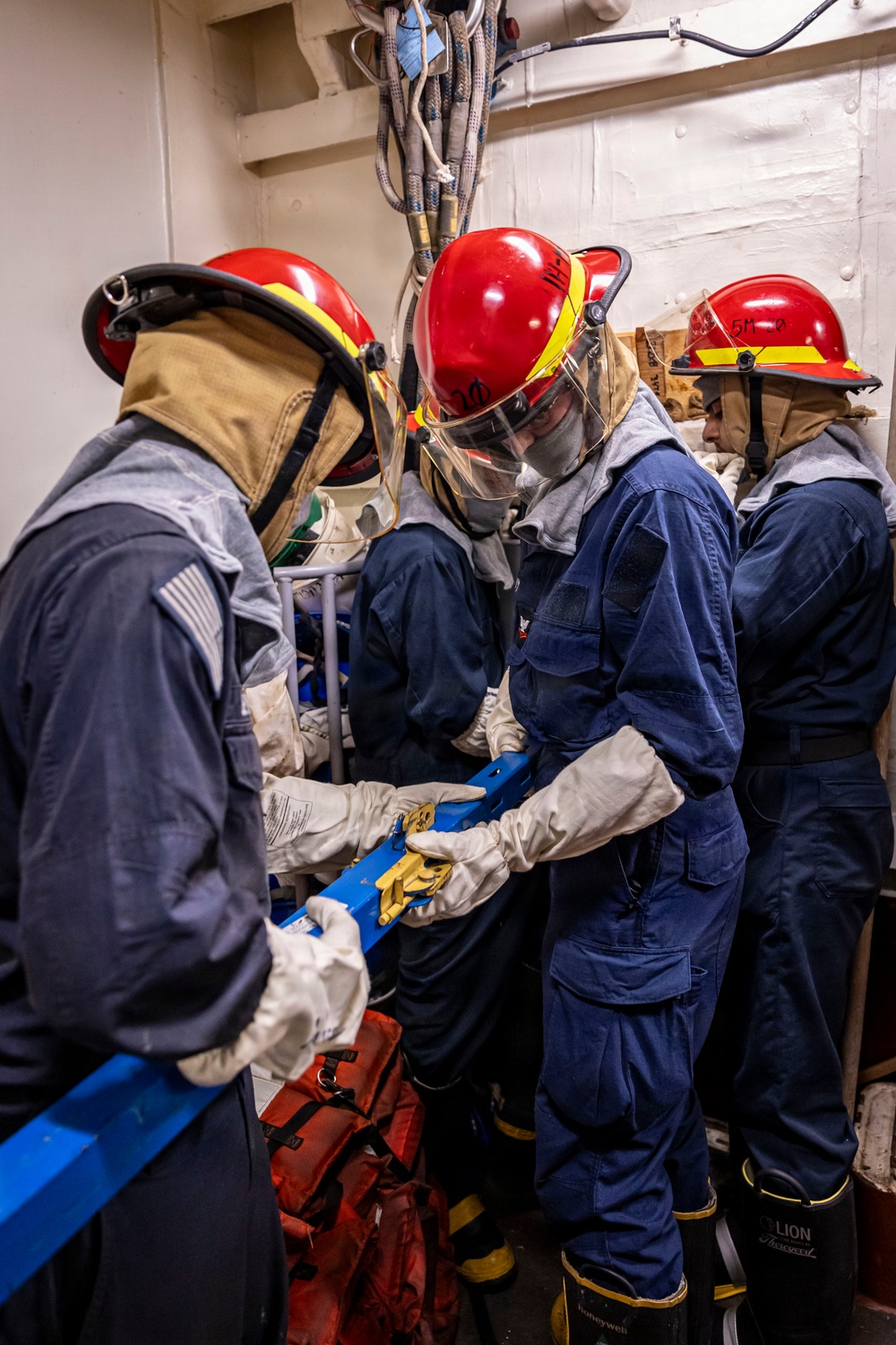 USS Iwo Jima Conducts Damage Control Training