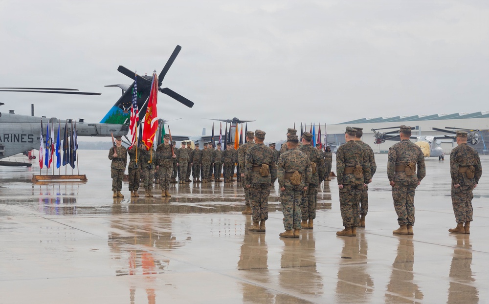 HMH-464 change of command ceremony