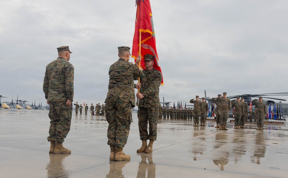 HMH-464 change of command ceremony
