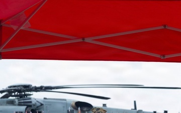 HMH-464 change of command ceremony