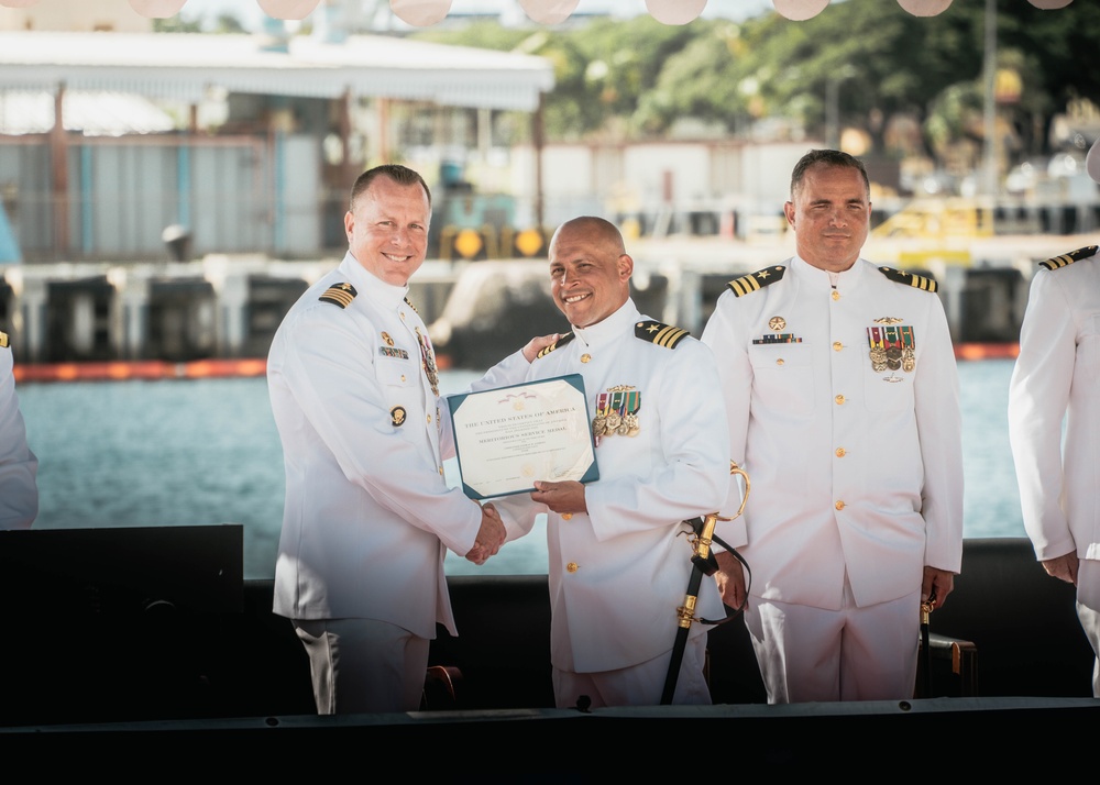 USS Missouri Holds Change of Command Ceremony