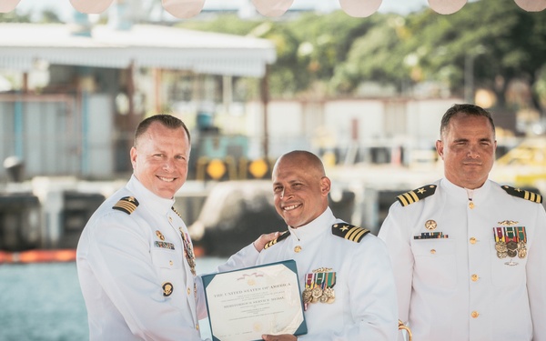 USS Missouri Holds Change of Command Ceremony