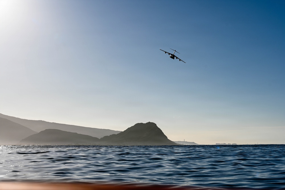 15th Wing Conducts Joint Personnel Rescue Training with U.S. Navy