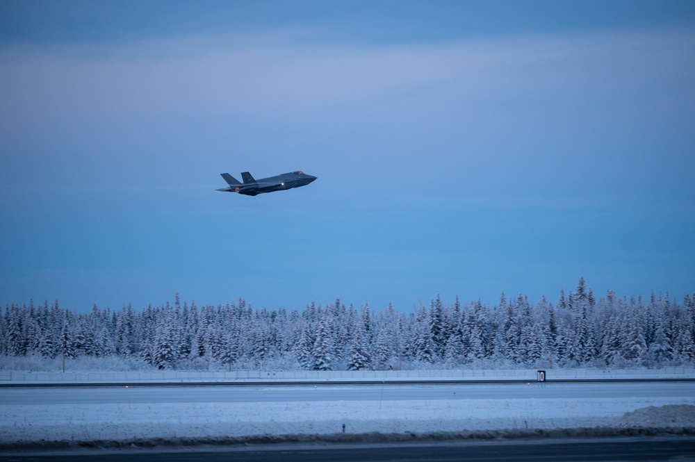 Eielson bolsters airpower readiness during Arctic Gold 26-1