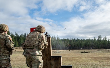 7th Infantry Division Military Intelligence Soldier of the Year: M4 Range