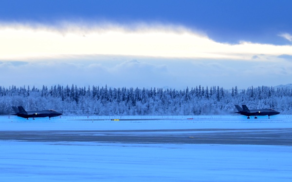 Eielson bolsters airpower readiness during Arctic Gold 26-1