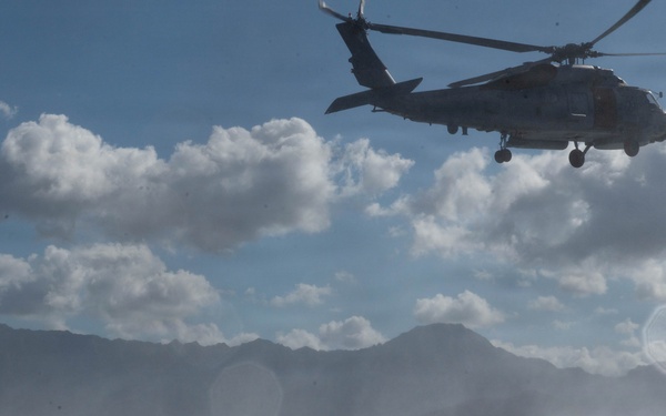 15th Wing Conducts Joint Personnel Rescue Training with U.S. Navy