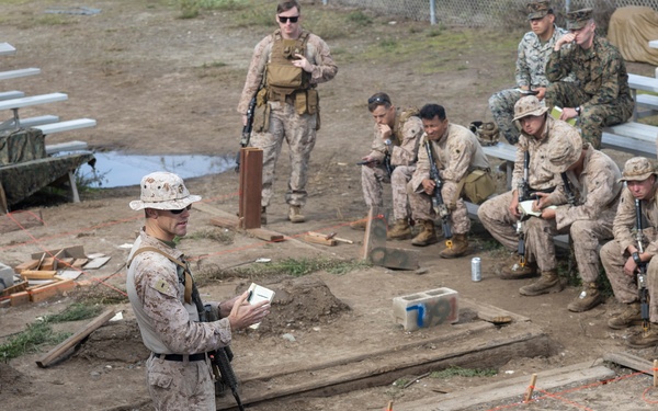 V1/1 Marines complete Vertical Assault Course