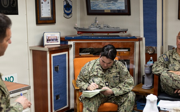 SWO Boss Visits USS William P. Lawrence (DDG 110)