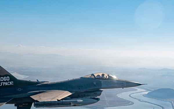 Pantons depart Kunsan for Super Squadron Phase 2