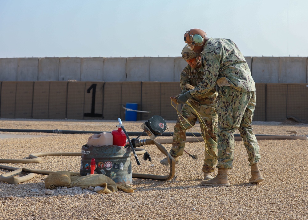 Fleet Master Chief Lateef N. Compton, Senior Enlisted Leader for U.S. Central Command visits Task Force Nighthawk in Syria