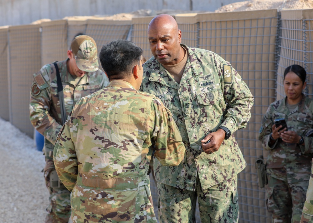 Fleet Master Chief Lateef N. Compton, Senior Enlisted Leader for U.S. Central Command visits Task Force Nighthawk in Syria