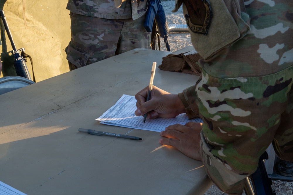 Breakfast During Mosaic Tiger 26-1