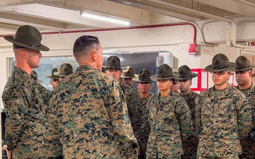 SMMC Ruiz visits MCRD San Diego
