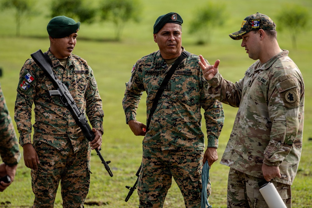 U.S. Army and Panama Security Services Strengthen Ties Through Joint Leadership Training