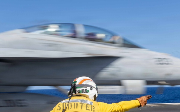USS Gerald R. Ford (CVN 78) Conducts Flight Operations