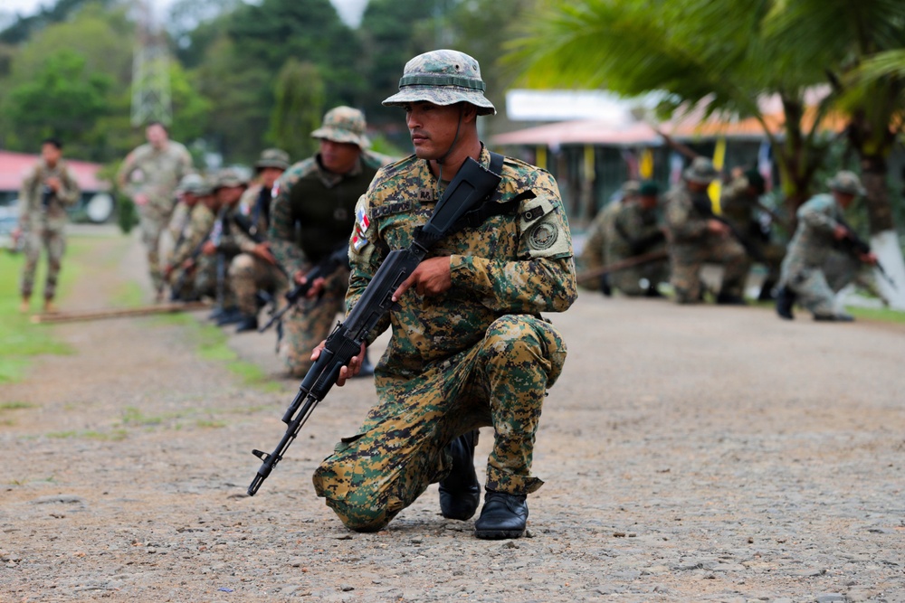 U.S. Army and Panama Security Services Strengthen Ties Through Joint Leadership Training
