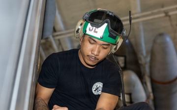 USS Gerald R. Ford (CVN 78) Conducts Routine Maintenance