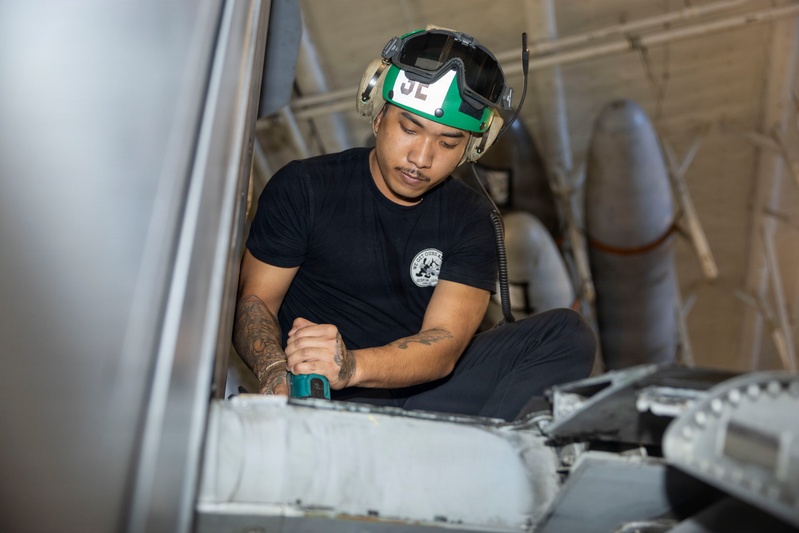 USS Gerald R. Ford (CVN 78) Conducts Routine Maintenance