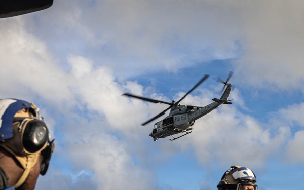 22nd MEU(SOC) | Flight Operations aboard the USS Fort Lauderdale