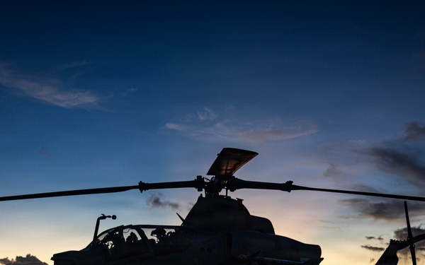 22nd MEU(SOC) | Flight Operations aboard the USS Fort Lauderdale