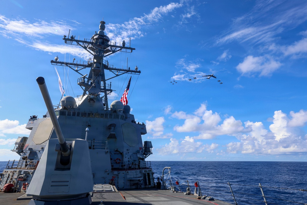 USS Bainbridge (DDG96) Joint Operations