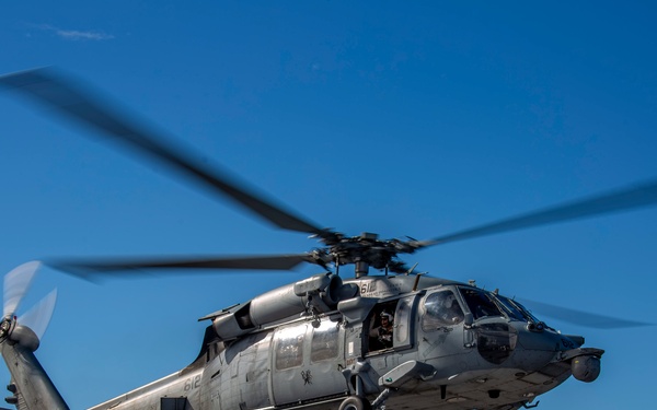 Abraham Lincoln conducts flight operations