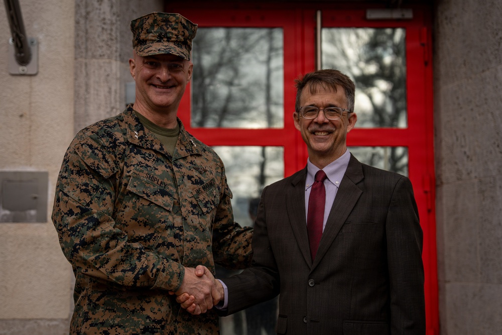 AFRICOM Senior Foreign Policy Advisor visits MARFOREUR/AF