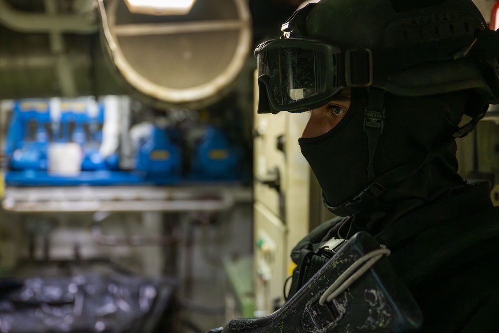 Coalition forces conduct close quarters combat training during Exercise Ferocious Falcon 6