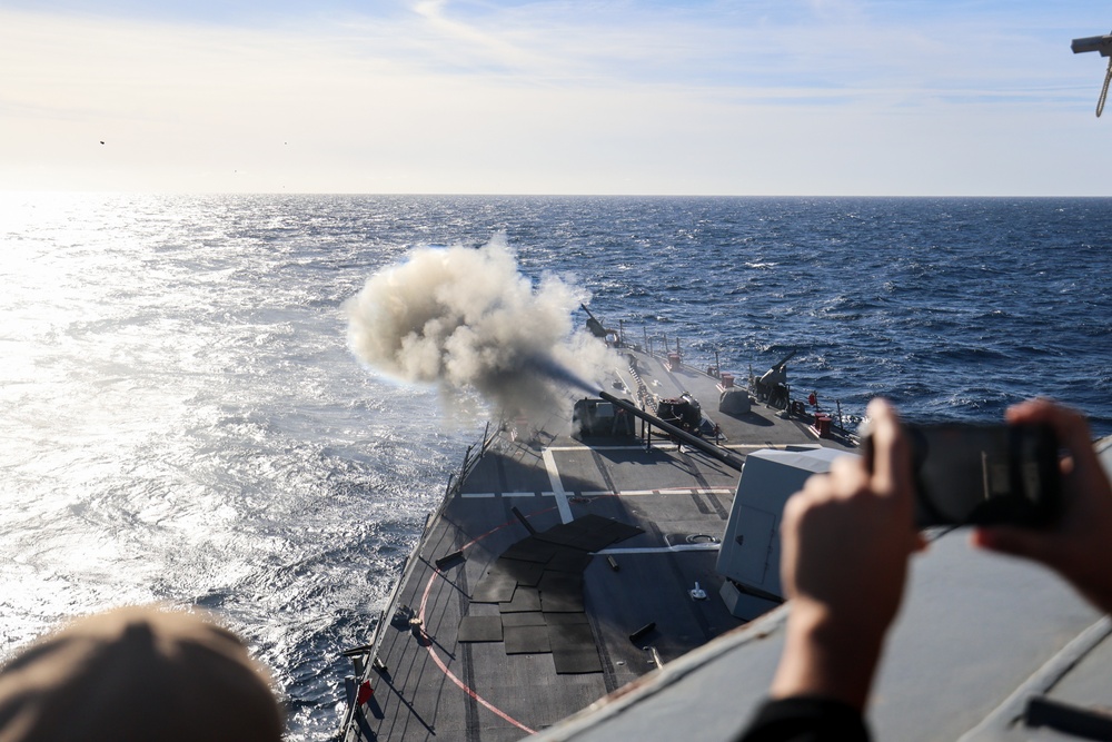 USS Paul Ignatius (DDG 117) conducts a Live Fire Gunnery Exercise