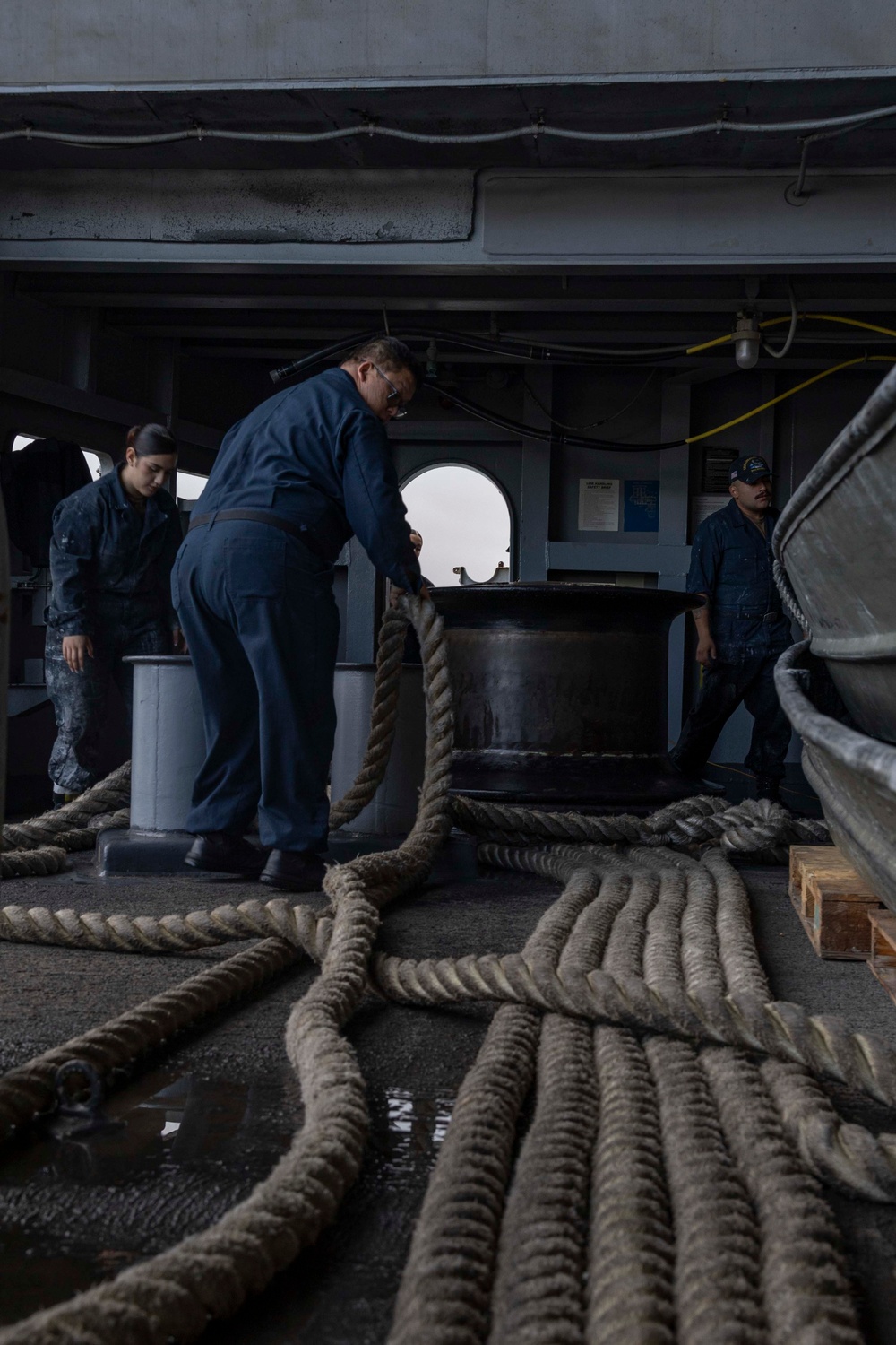 Abraham Lincoln pulls out of San Diego